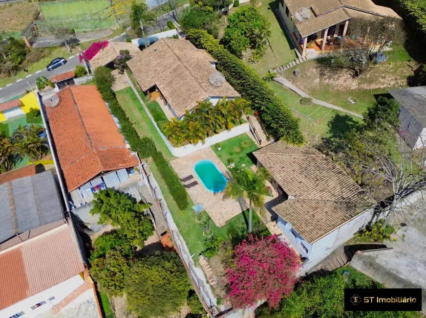 Foto 1 de Chácara com 4 quartos à venda e para alugar, 1020m2 em Mairipora - SP