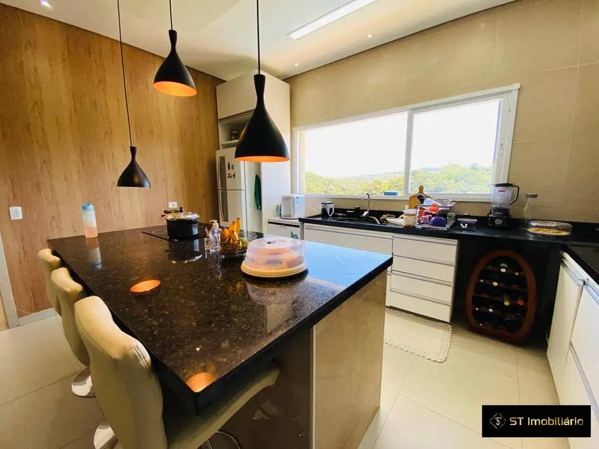 Foto 4 de Chácara com 4 quartos à venda, 1250m2 em Mairipora - SP