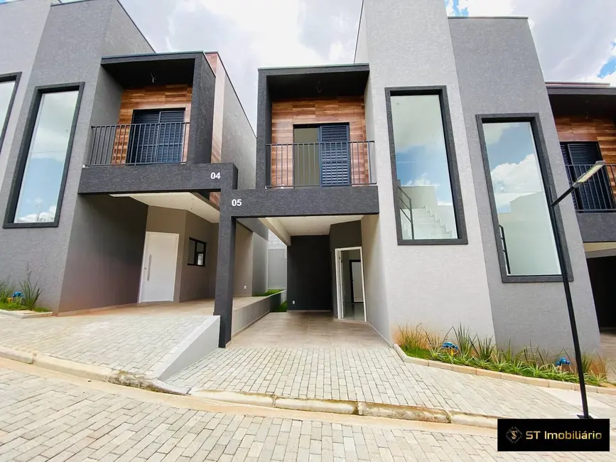 Foto 1 de Casa de Condomínio com 2 quartos à venda, 70m2 em Jardim São Felipe, Atibaia - SP
