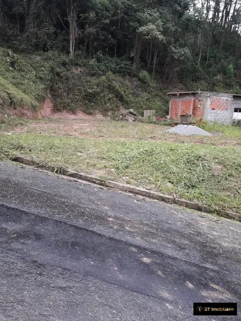 Foto 1 de Terreno / Lote à venda, 652m2 em Mairipora - SP