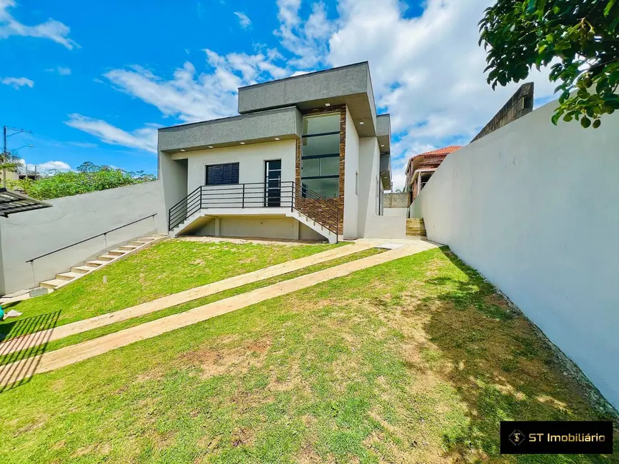 Foto 1 de Casa com 3 quartos à venda, 380m2 em Mairipora - SP