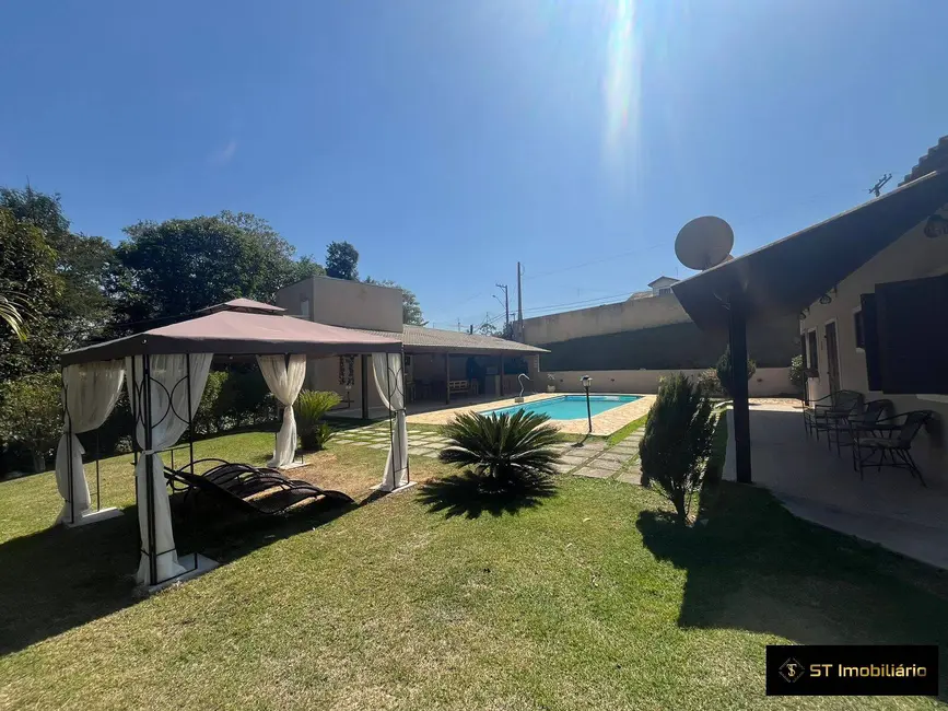 Foto 3 de Chácara com 2 quartos à venda, 1548m2 em Chácaras Maringá, Atibaia - SP