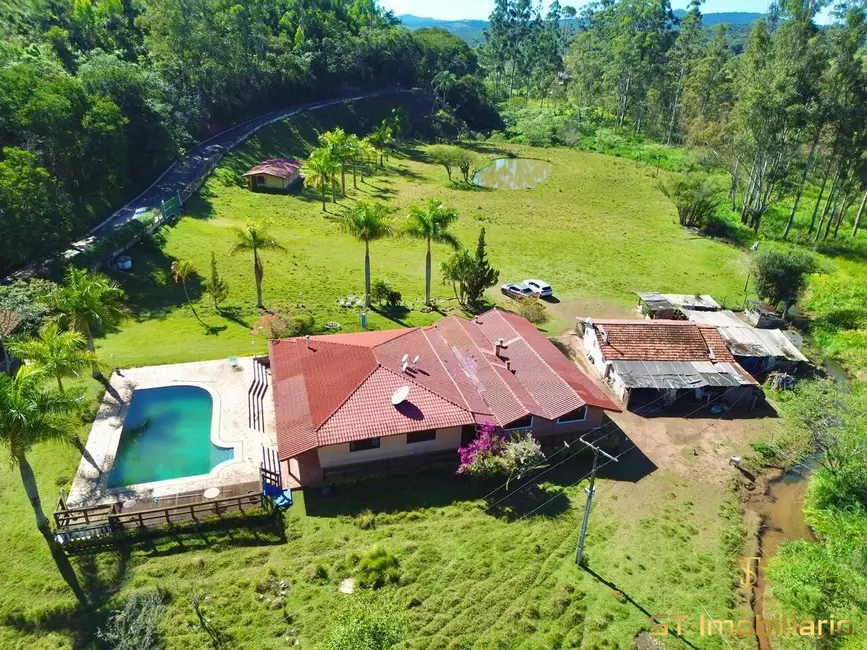 Foto 1 de Sítio / Rancho com 4 quartos à venda, 17000m2 em Centro, Bom Jesus Dos Perdoes - SP