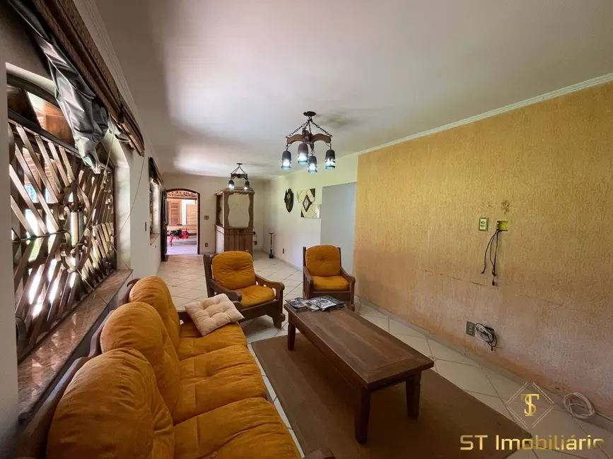 Foto 6 de Sítio / Rancho com 4 quartos à venda, 17000m2 em Centro, Bom Jesus Dos Perdoes - SP