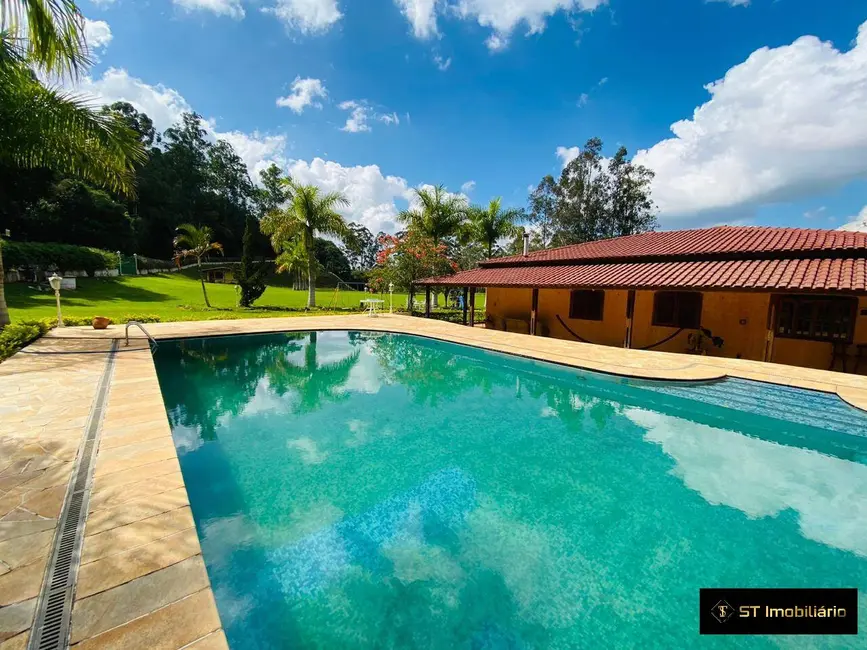 Foto 5 de Sítio / Rancho com 4 quartos à venda, 18000m2 em Centro, Bom Jesus Dos Perdoes - SP