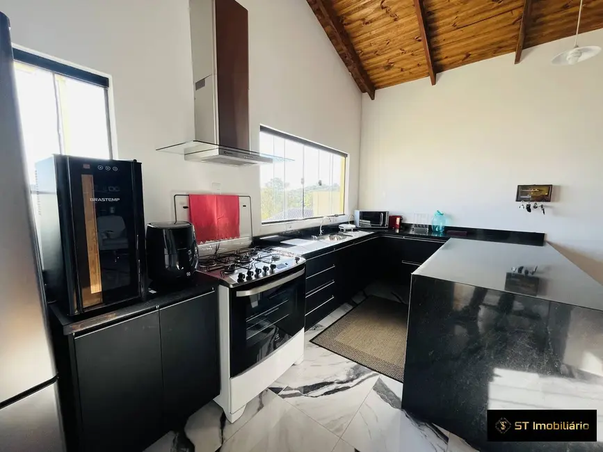 Foto 3 de Casa de Condomínio com 2 quartos à venda, 150m2 em Mairipora - SP