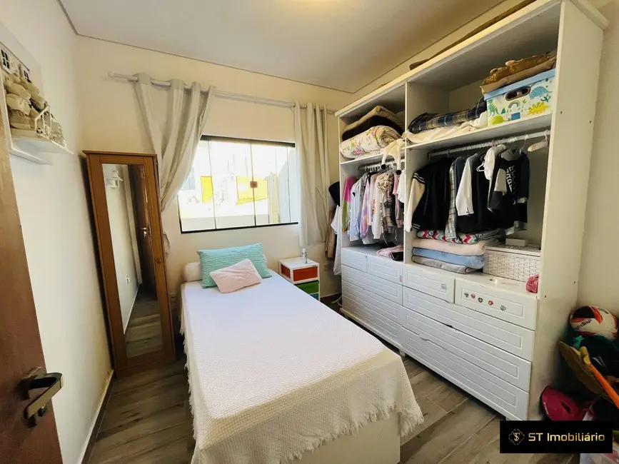 Foto 4 de Casa de Condomínio com 2 quartos à venda, 150m2 em Mairipora - SP