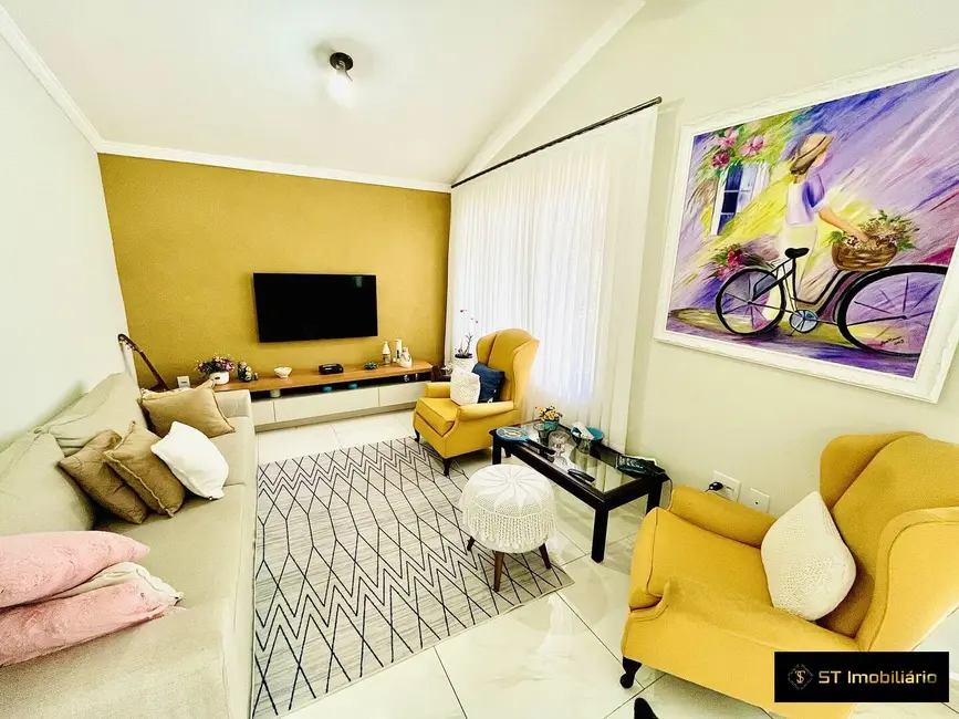 Foto 4 de Casa com 3 quartos à venda, 162m2 em Vila Helena, Atibaia - SP