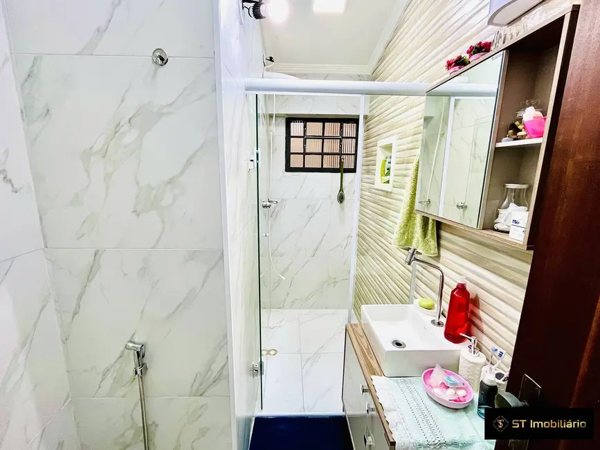 Foto 8 de Casa com 3 quartos à venda, 162m2 em Vila Helena, Atibaia - SP