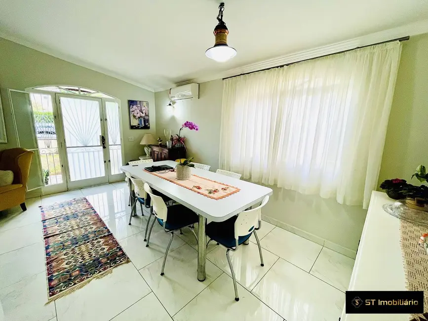 Foto 3 de Casa com 3 quartos à venda, 162m2 em Vila Helena, Atibaia - SP