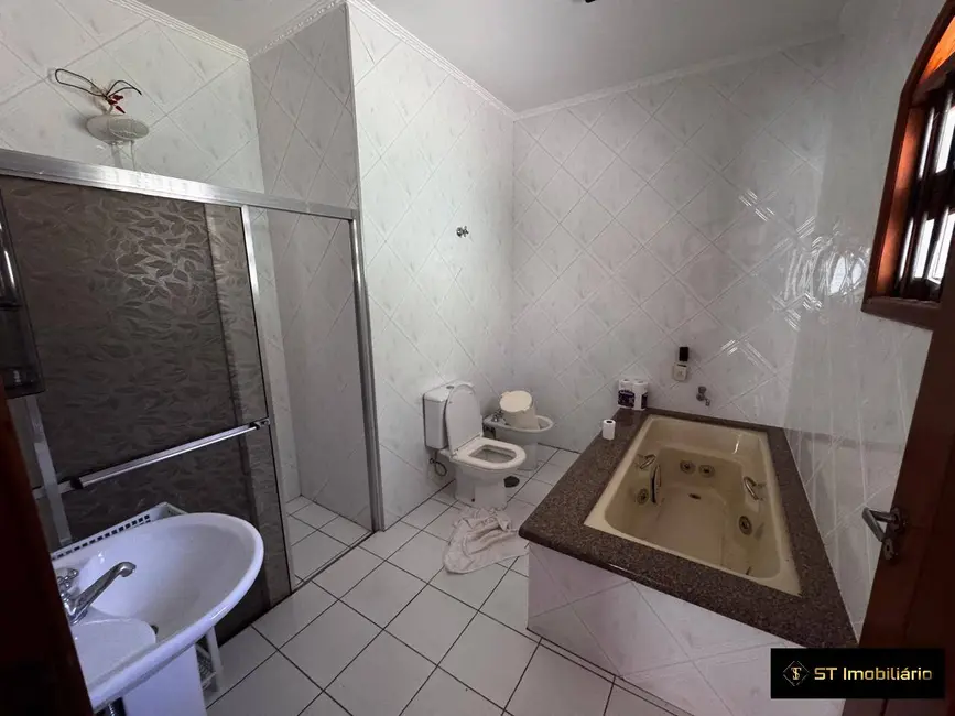 Foto 9 de Chácara com 4 quartos à venda, 2500m2 em Piracaia - SP