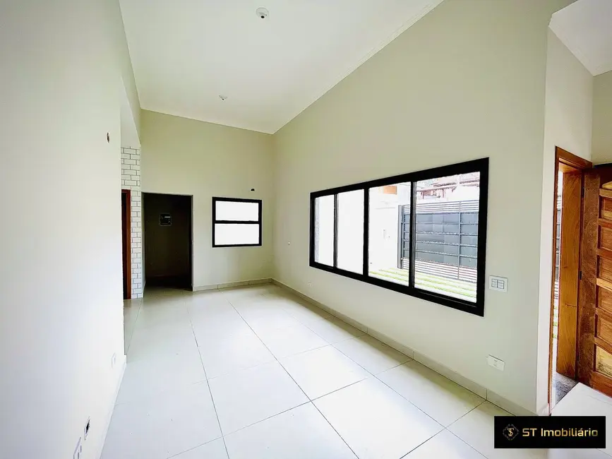 Foto 4 de Casa com 3 quartos à venda, 200m2 em Jardim dos Pinheiros, Atibaia - SP
