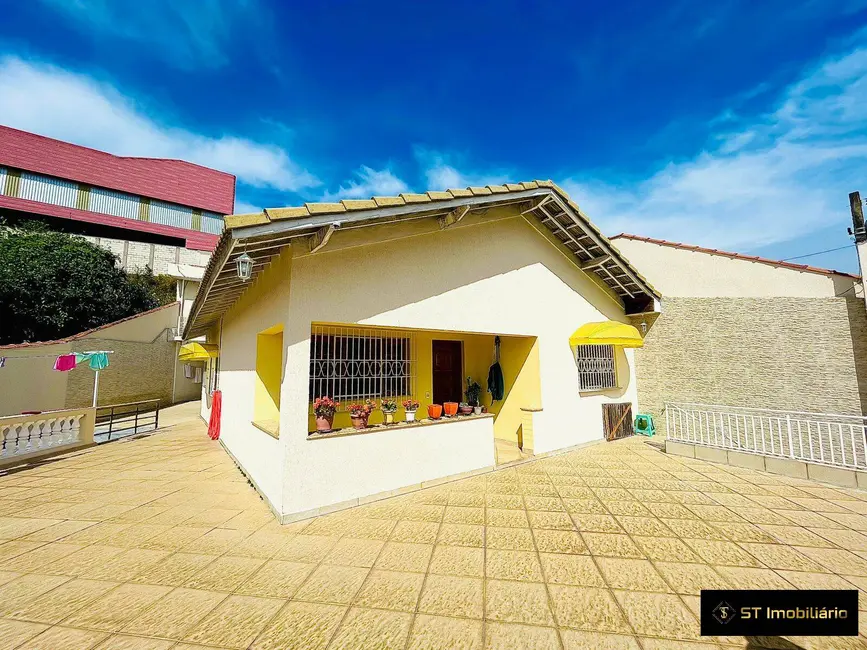 Foto 2 de Casa com 3 quartos à venda, 176m2 em Mairipora - SP