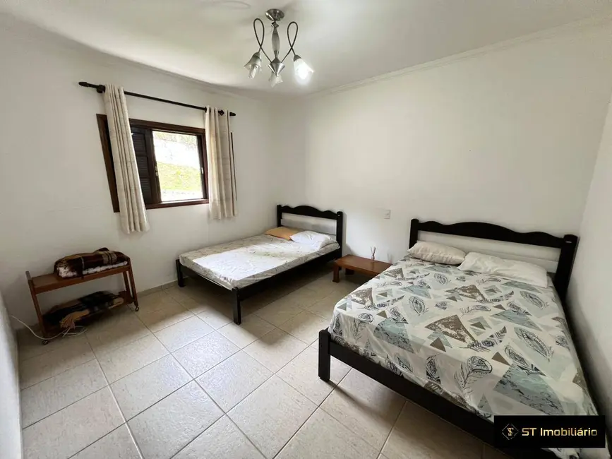 Foto 9 de Chácara com 4 quartos à venda, 1000m2 em Piracaia - SP