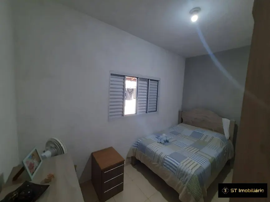 Foto 3 de Casa com 2 quartos à venda, 330m2 em Mairipora - SP