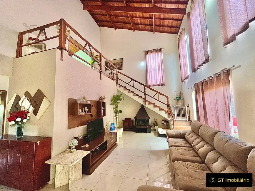 Foto 3 de Chácara com 6 quartos à venda, 450m2 em Portão, Atibaia - SP