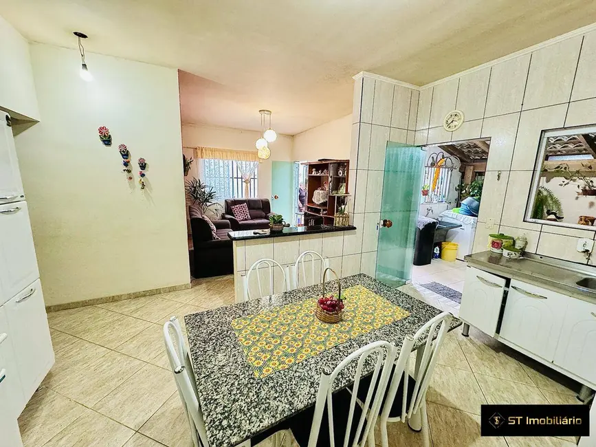 Foto 4 de Casa com 3 quartos à venda, 164m2 em Mairipora - SP