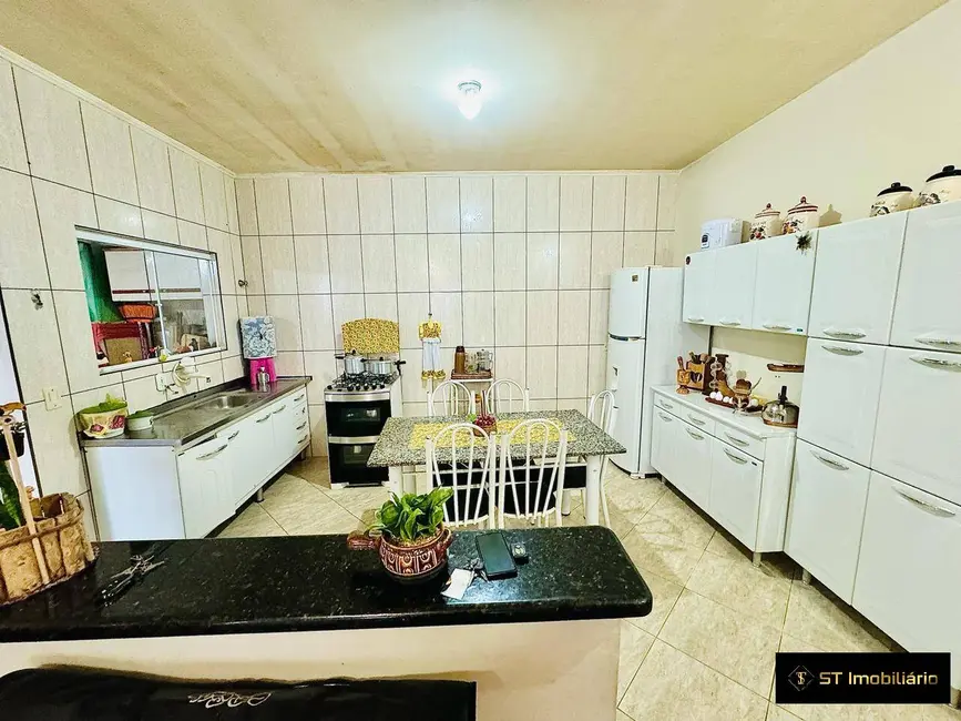Foto 2 de Casa com 3 quartos à venda, 164m2 em Mairipora - SP