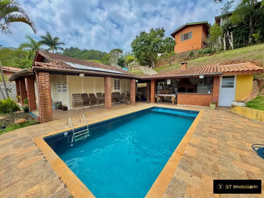 Foto 1 de Chácara com 3 quartos à venda, 165m2 em Piracaia - SP