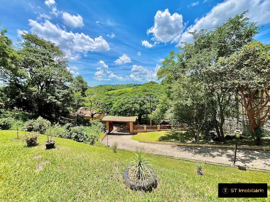 Foto 4 de Chácara com 3 quartos à venda, 165m2 em Piracaia - SP