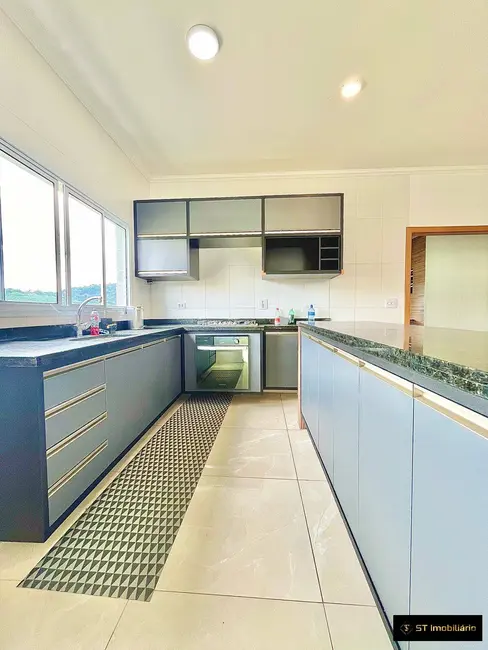 Foto 8 de Chácara com 3 quartos à venda, 300m2 em Atibaia - SP