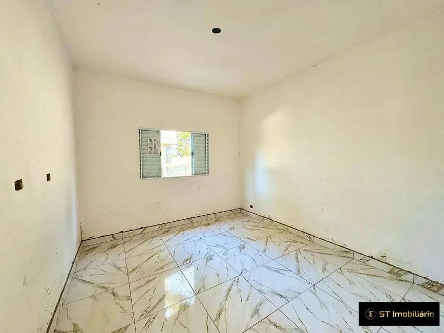 Foto 2 de Chácara com 3 quartos à venda, 1250m2 em Estância San Remo, Atibaia - SP
