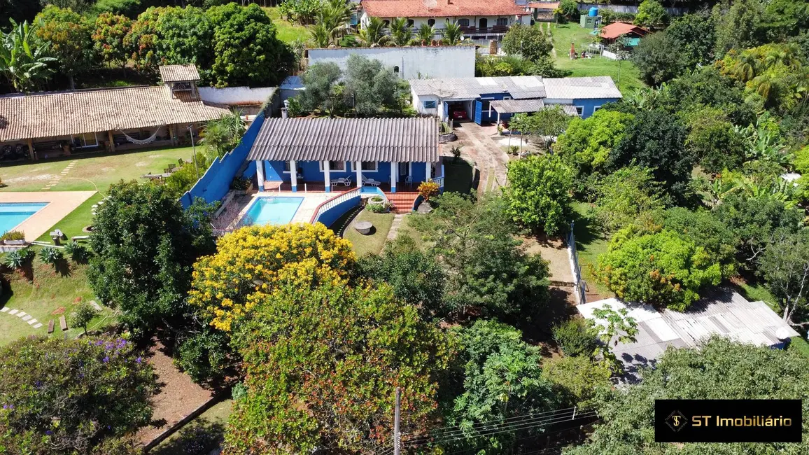 Foto 5 de Chácara com 4 quartos à venda, 195m2 em Chácaras Fernão Dias, Atibaia - SP
