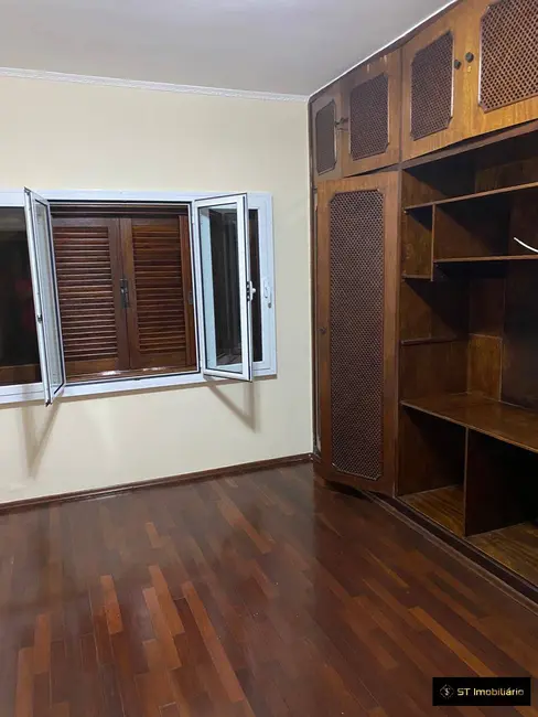 Casa com 3 quartos para alugar em Centro, Atibaia - SP - imagem 3 Foto 3 de Casa com 3 quartos para alugar em Centro, Atibaia - SP