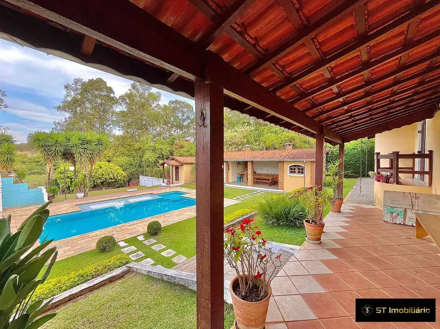 Foto 4 de Chácara com 4 quartos à venda, 4000m2 em Parque Rio Abaixo, Atibaia - SP