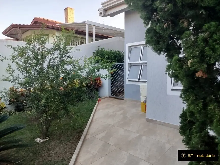 Casa com 5 quartos à venda, 560m2 em Jardim Itaperi, Atibaia - SP - imagem 7 Foto 7 de Casa com 5 quartos à venda, 560m2 em Jardim Itaperi, Atibaia - SP