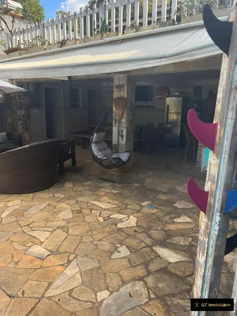 Foto 4 de Chácara com 4 quartos à venda, 1800m2 em Jardim Estância Brasil, Atibaia - SP