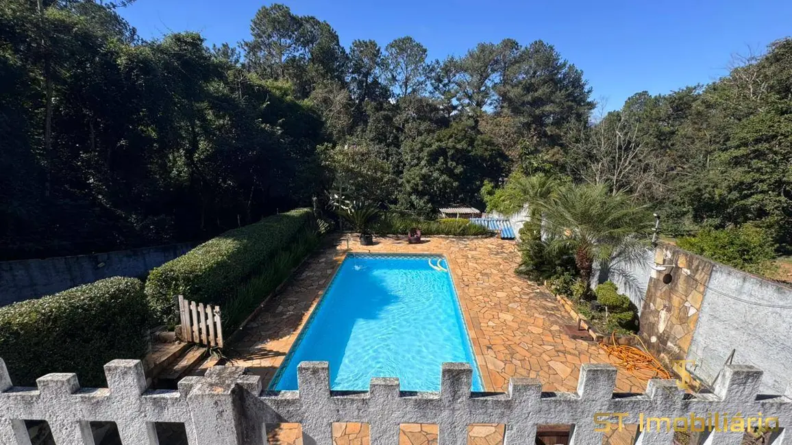 Chácara com 4 quartos à venda, 1800m2 em Jardim Estância Brasil, Atibaia - SP - imagem 4 Foto 4 de Chácara com 4 quartos à venda, 1800m2 em Jardim Estância Brasil, Atibaia - SP