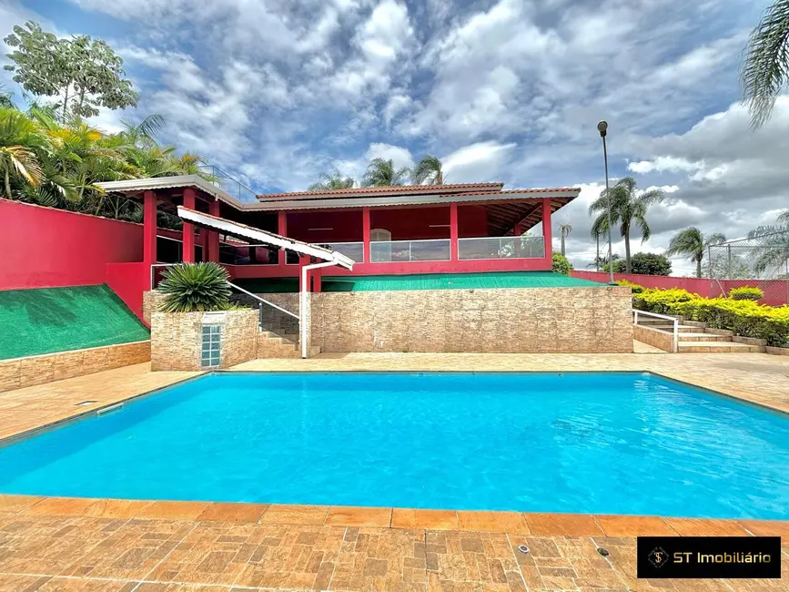 Chácara com 5 quartos à venda, 2000m2 em Piracaia - SP - imagem 4 Foto 4 de Chácara com 5 quartos à venda, 2000m2 em Piracaia - SP