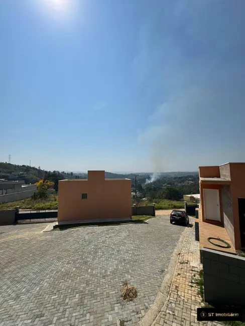 Foto 9 de Casa com 2 quartos à venda, 86m2 em Jardim Estância Brasil, Atibaia - SP