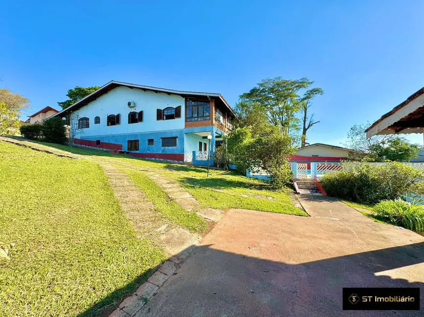 Chácara com 4 quartos à venda, 3000m2 em Vila Dom Pedro, Atibaia - SP - imagem 8 Foto 8 de Chácara com 4 quartos à venda, 3000m2 em Vila Dom Pedro, Atibaia - SP