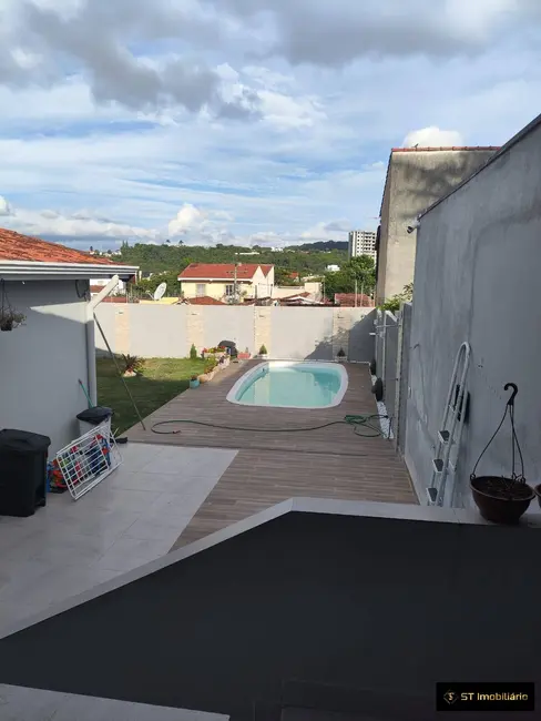 Foto 1 de Casa com 4 quartos à venda, 350m2 em Atibaia Jardim, Atibaia - SP