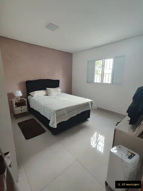 Foto 5 de Casa com 4 quartos à venda, 350m2 em Atibaia Jardim, Atibaia - SP