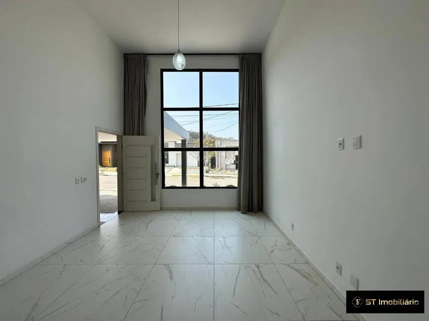 Casa com 3 quartos à venda, 360m2 em Atibaia - SP - imagem 5 Foto 5 de Casa com 3 quartos à venda, 360m2 em Atibaia - SP