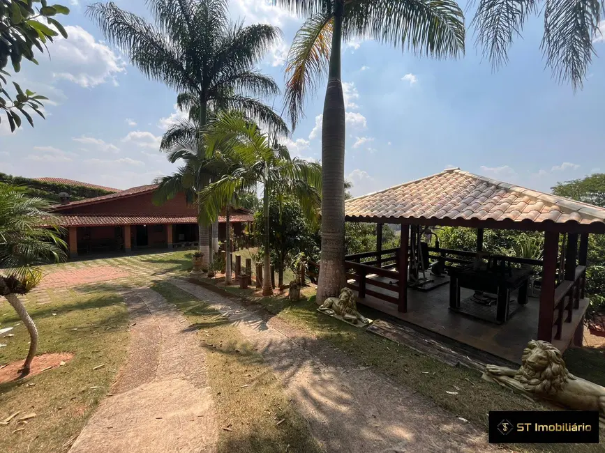 Foto 8 de Chácara com 4 quartos à venda, 2350m2 em Piracaia - SP