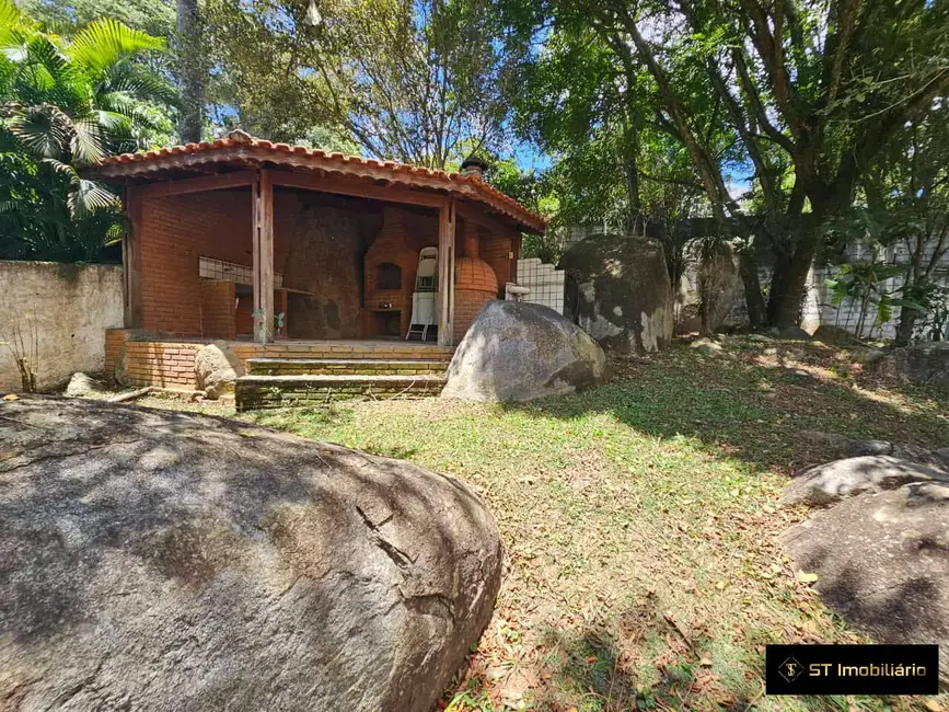 Foto 6 de Chácara com 2 quartos à venda e para alugar, 747m2 em Mairipora - SP