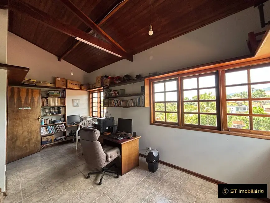 Foto 8 de Chácara com 6 quartos à venda, 2760m2 em Jardim Estância Brasil, Atibaia - SP