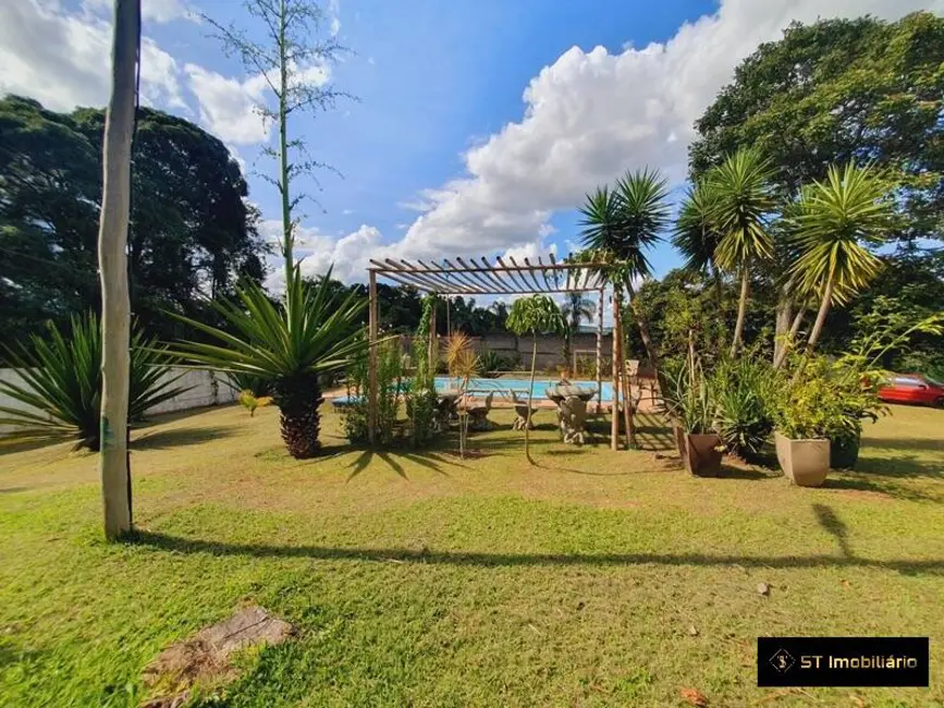 Chácara com 2 quartos à venda, 19000m2 em Piracaia - SP - imagem 5 Foto 5 de Chácara com 2 quartos à venda, 19000m2 em Piracaia - SP