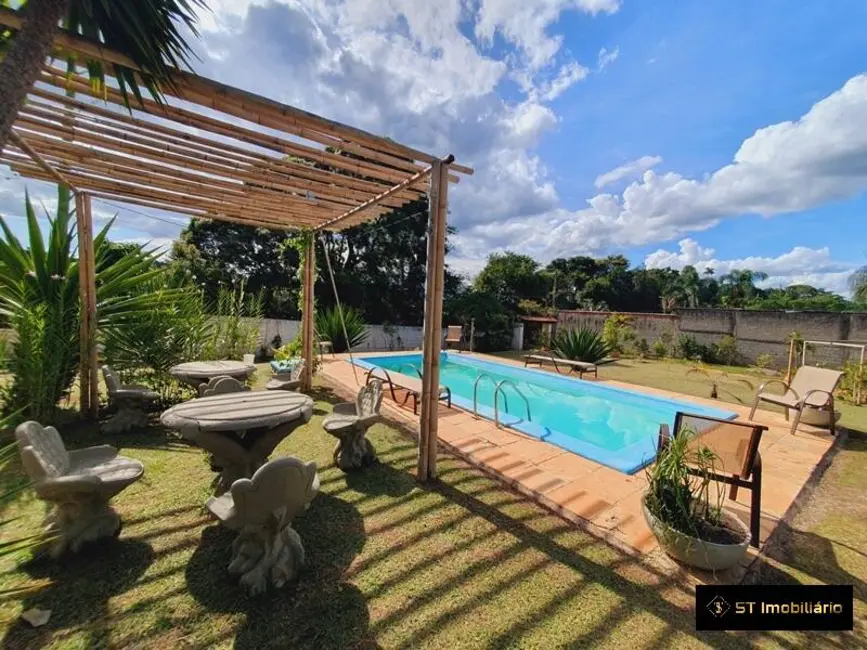 Chácara com 2 quartos à venda, 19000m2 em Piracaia - SP - imagem 2 Foto 2 de Chácara com 2 quartos à venda, 19000m2 em Piracaia - SP