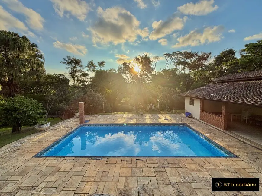 Foto 2 de Chácara com 4 quartos à venda, 850m2 em Loteamento Rancho Maringá II, Atibaia - SP
