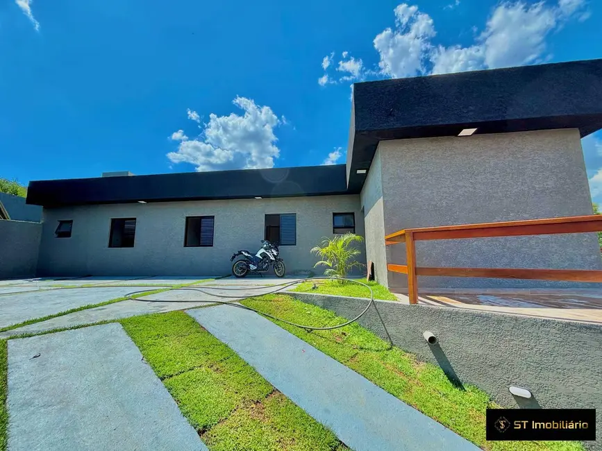 Foto 2 de Chácara com 3 quartos à venda, 525m2 em Jardim Estância Brasil, Atibaia - SP