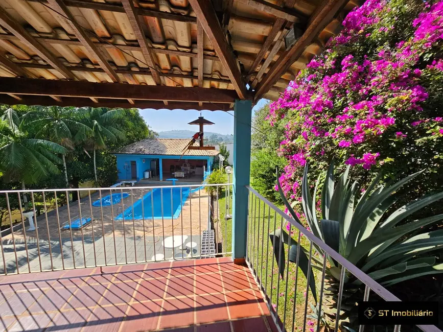 Chácara com 5 quartos à venda, 2298m2 em Chácara Fernão Dias, Braganca Paulista - SP - imagem 9 Foto 9 de Chácara com 5 quartos à venda, 2298m2 em Chácara Fernão Dias, Braganca Paulista - SP