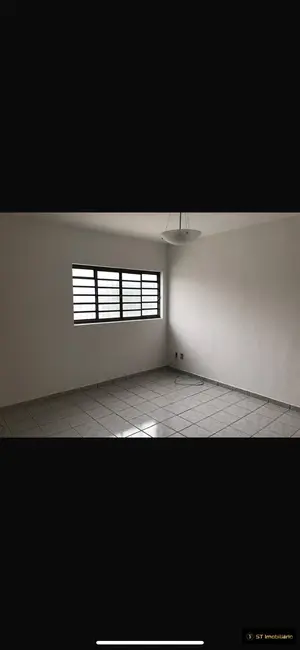 Sobrado com 4 quartos à venda, 250m2 em Centro, Atibaia - SP - imagem 5 Foto 5 de Sobrado com 4 quartos à venda, 250m2 em Centro, Atibaia - SP