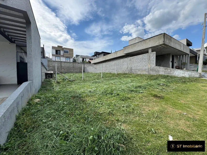 Foto 4 de Terreno / Lote à venda, 360m2 em Atibaia - SP