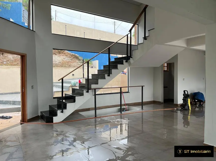 Foto 4 de Chácara com 4 quartos à venda, 1290m2 em Mairipora - SP