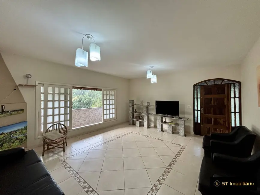 Foto 4 de Chácara com 3 quartos à venda, 1850m2 em Mairipora - SP